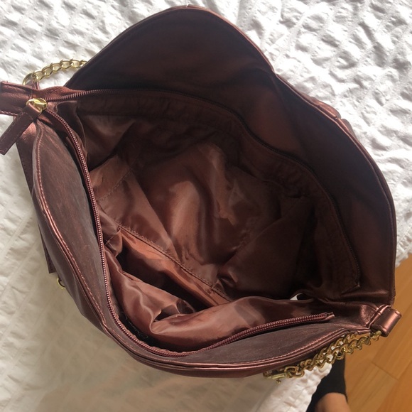 Selena Gomez Lips bag - Picture 3 of 4